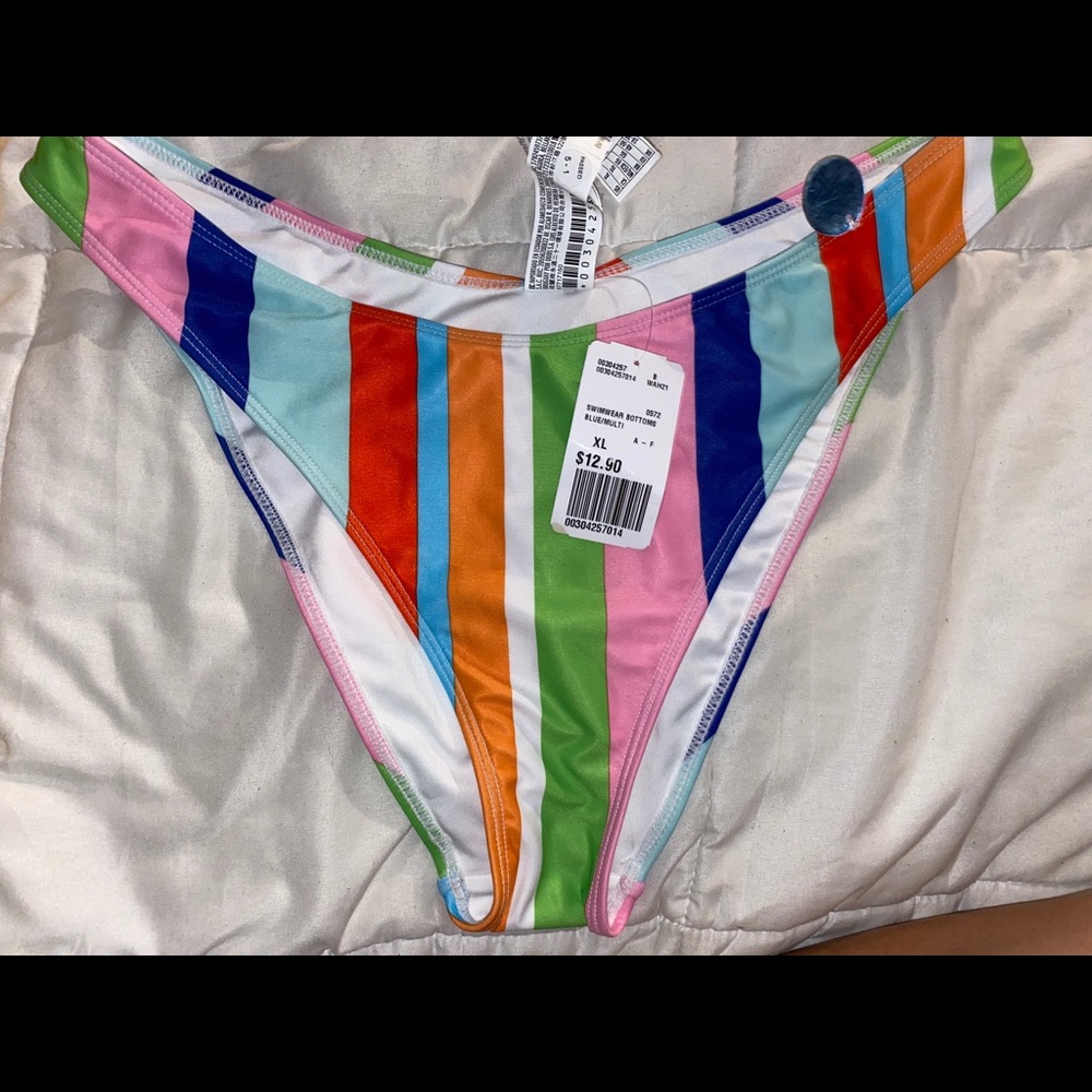 High waisted bikini bottoms